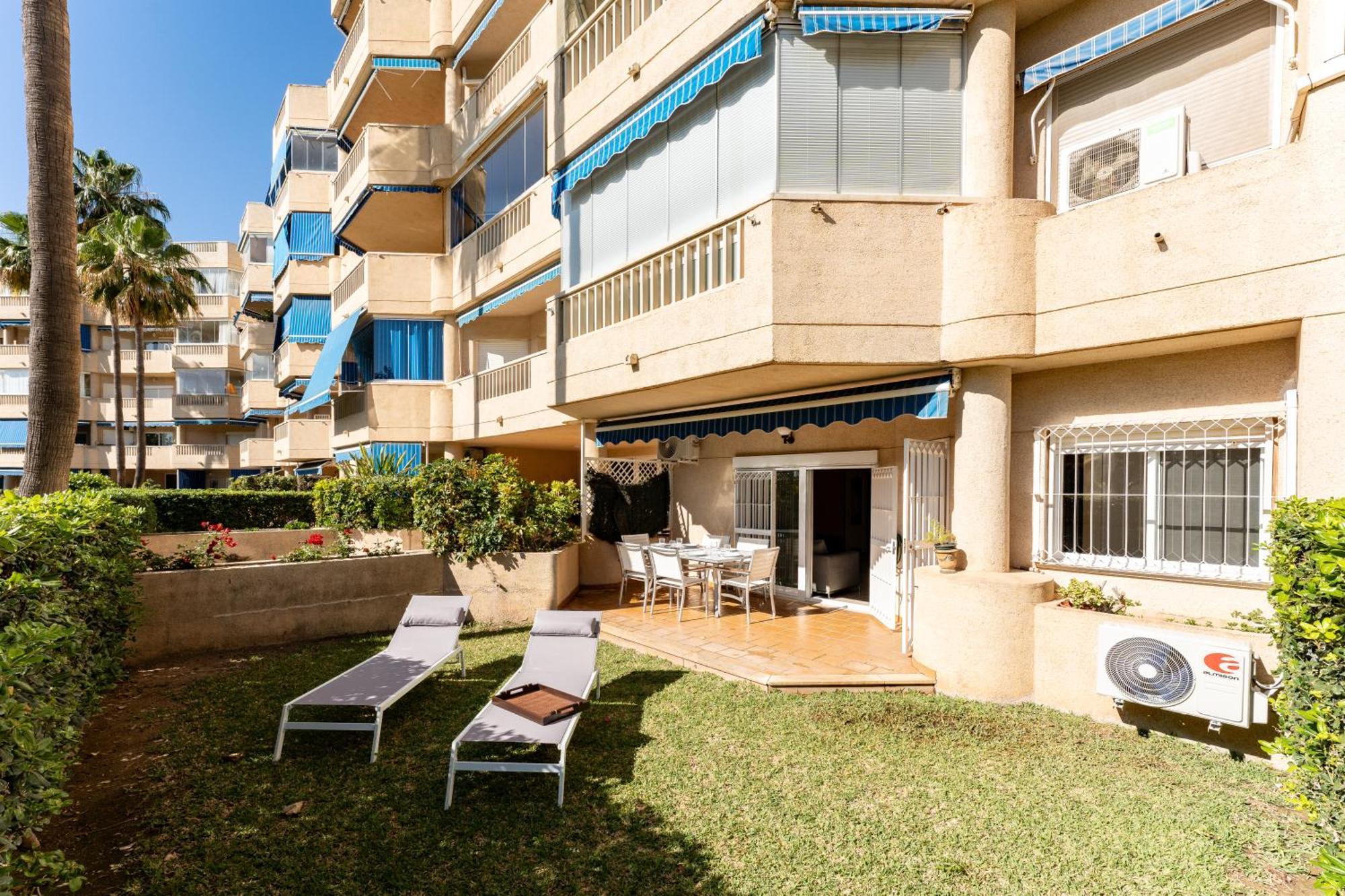 Colorado Alamos Beach Торремолинос Экстерьер фото