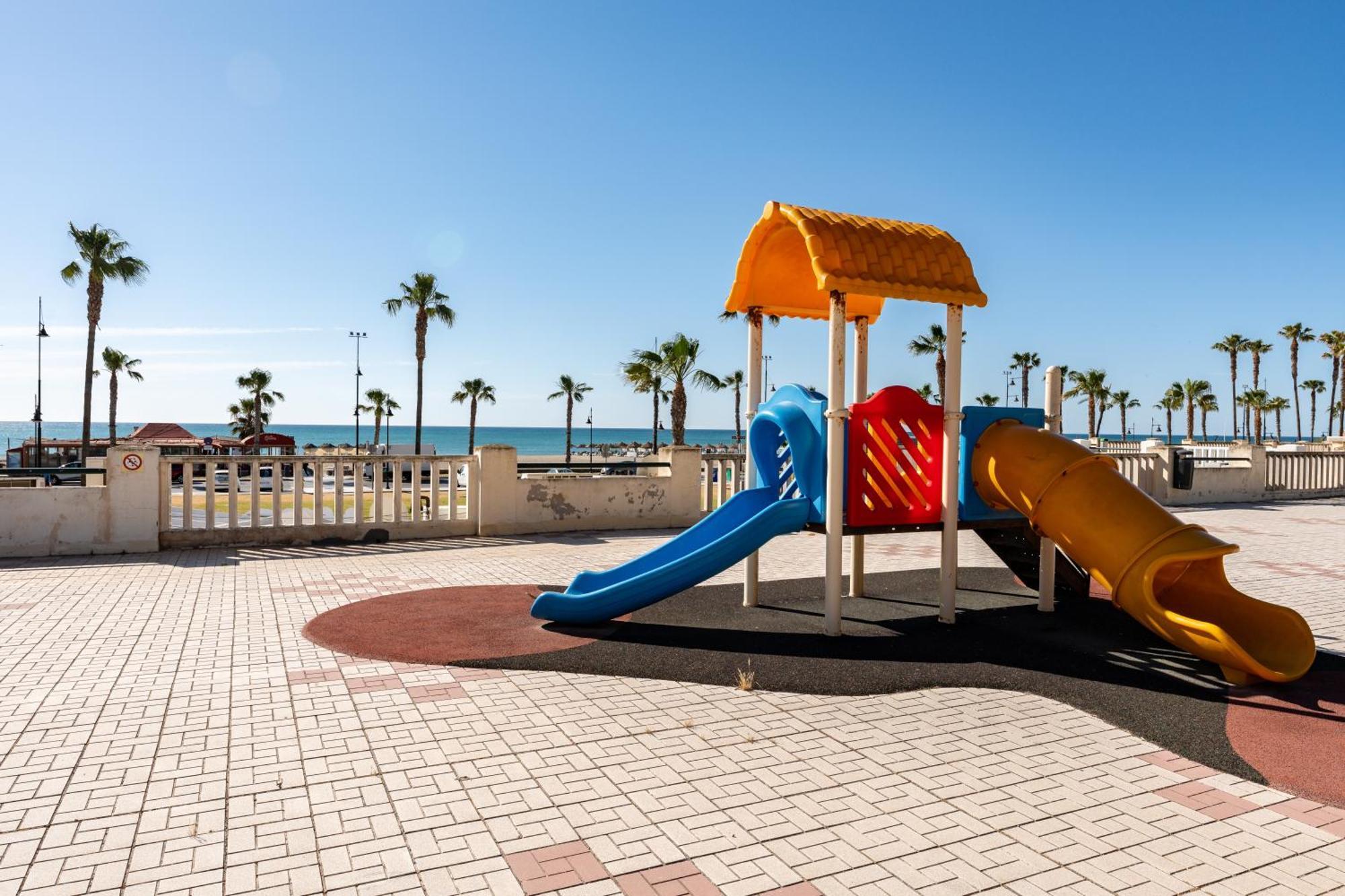 Colorado Alamos Beach Торремолинос Экстерьер фото